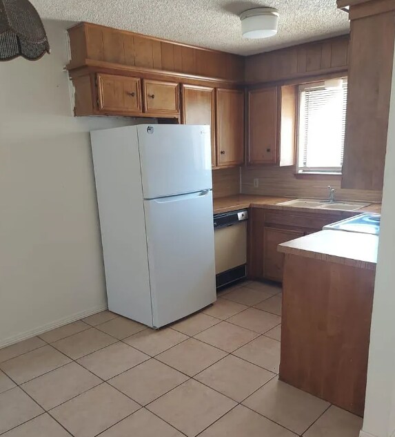 Foto del edificio - 1207 Redwood St