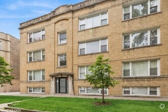 Building Photo - 2319 W Rosemont Ave