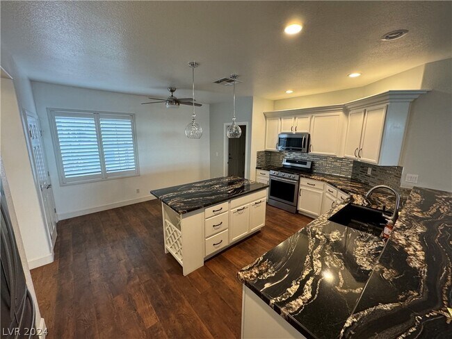 Building Photo - 4508 Harvest Night St