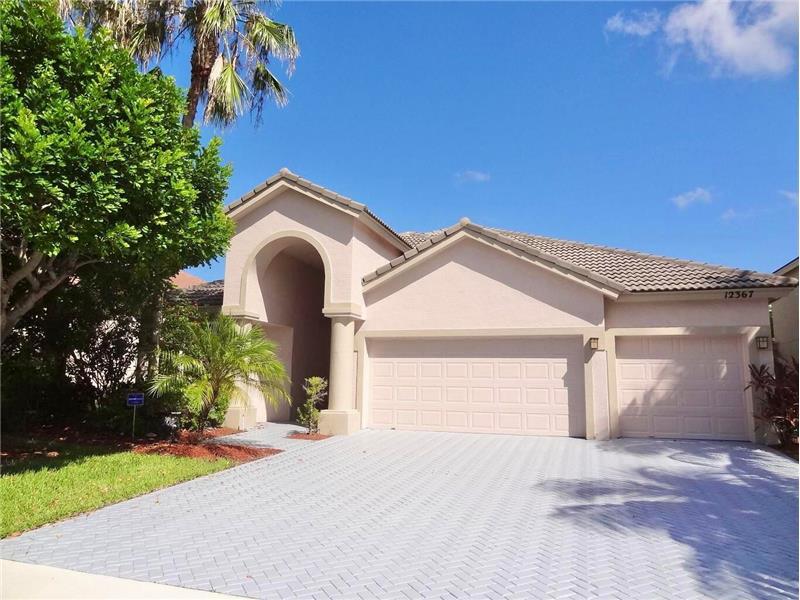 Primary Photo - 12367 Cascades Pointe Dr
