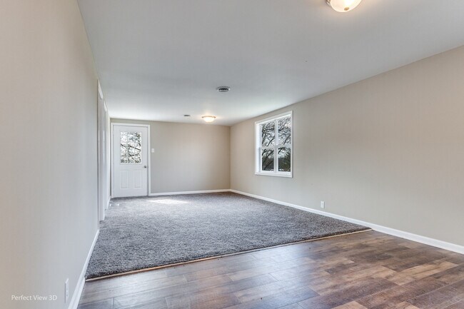 Building Photo - 1504 Widows Rd