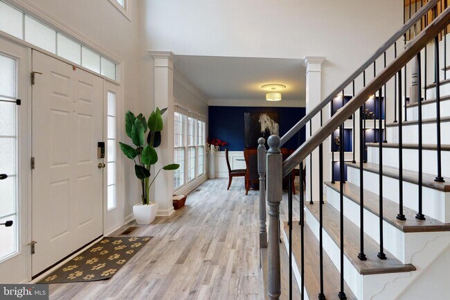 Building Photo - 22538 Forest Manor Dr