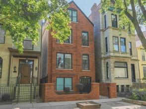 Building Photo - 1121 W Drummond Pl