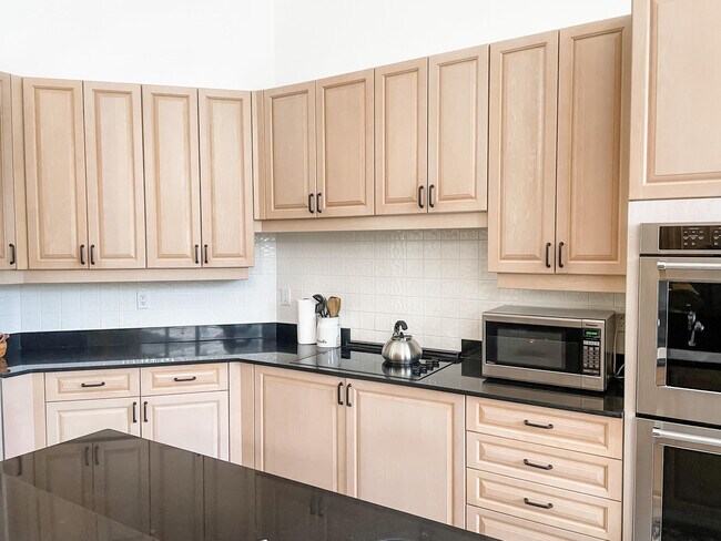 Foto del edificio - 130 Windward Dr