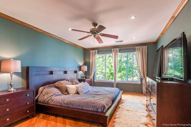 Foto del edificio - 1439 Derby Ln