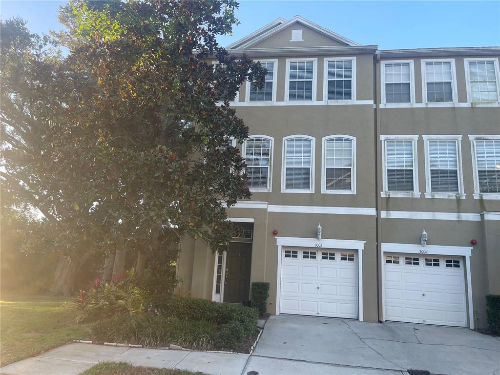 Foto principal - 3002 Pointeview Dr