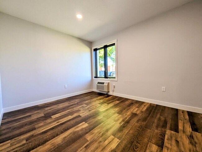 Foto del edificio - 413 Jefferson St