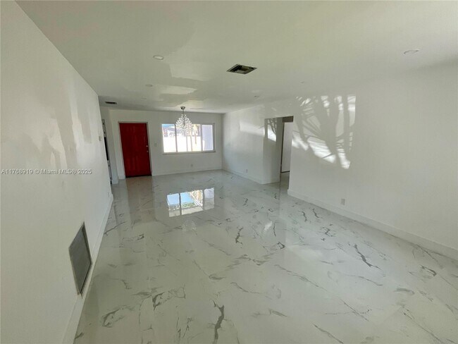 Foto del edificio - 1443 Harding St