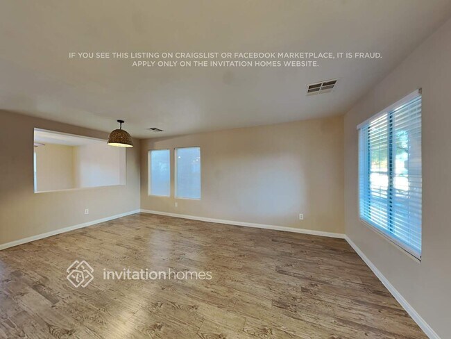 Building Photo - 280 Bella Calabria Ave