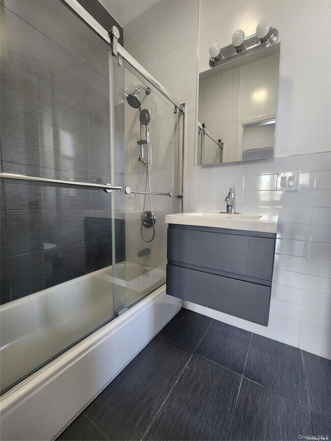 Foto del edificio - 36 Hillside Ave.