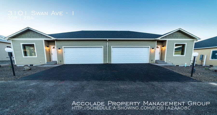 Primary Photo - Brand New Duplex in Gated Community!