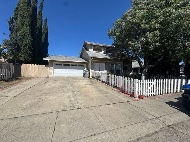 Convenient Location 3Br and 2Ba - Convenient Location 3Br and 2Ba House