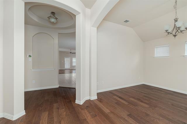 Foto del edificio - 5720 Bender Ridge Dr