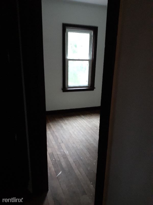 Building Photo - 2 br, 1 bath House - 505 Pennsylvania Avenue