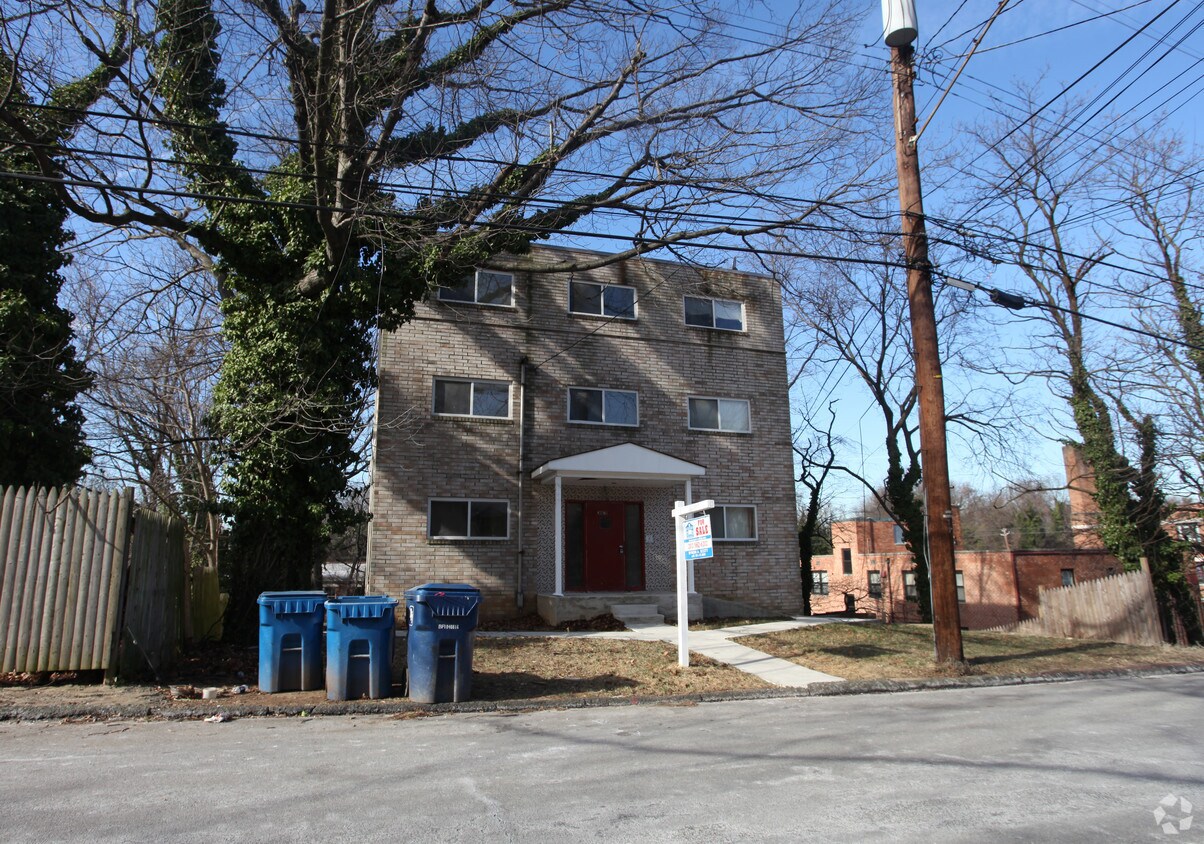 Foto del edificio - 3821 Halley Ter SE