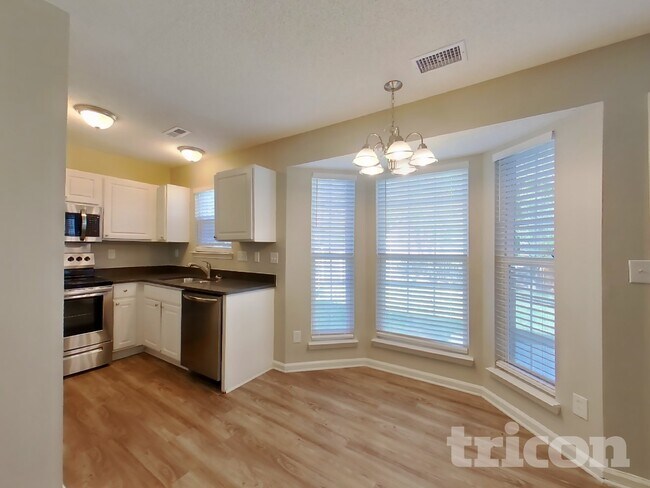 Foto del edificio - 5017 Gibbons Link Rd