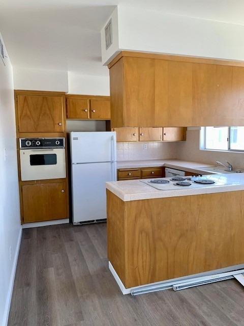 Foto del edificio - 5085 N Roosevelt Ave