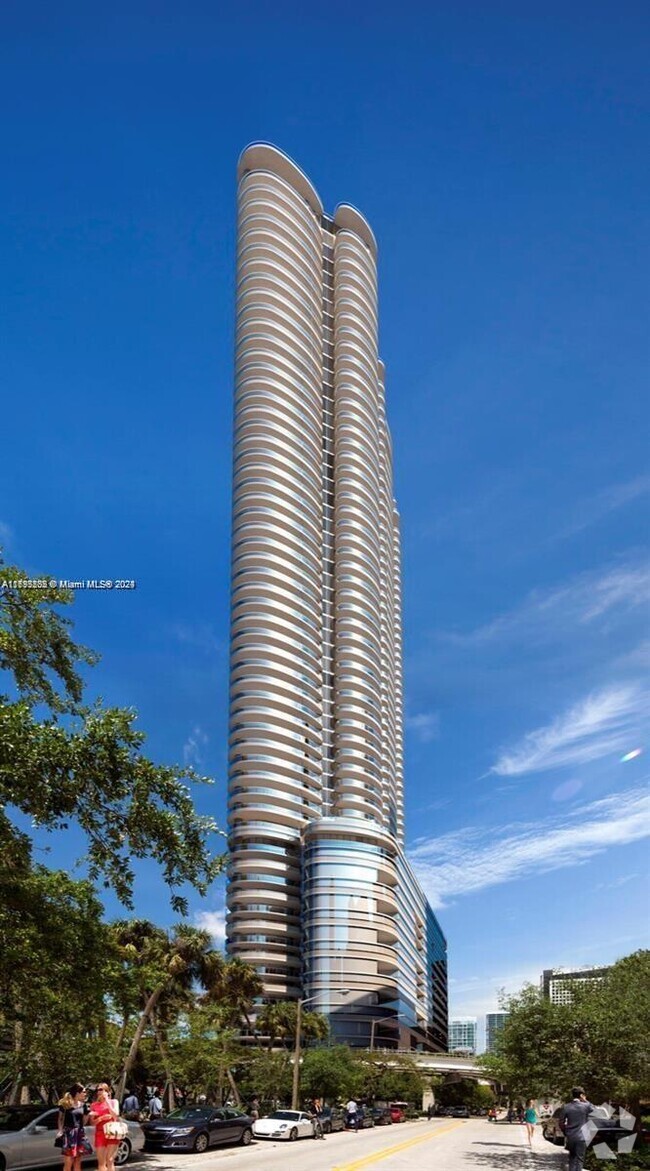 Building Photo - 1000 Brickell Plaza