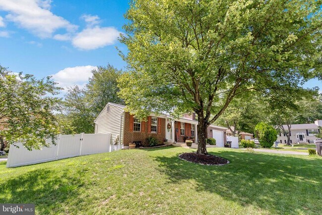 Foto del edificio - 8805 Rosanne Ct