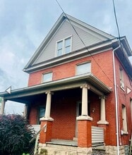 Building Photo - 1330 E Washington St