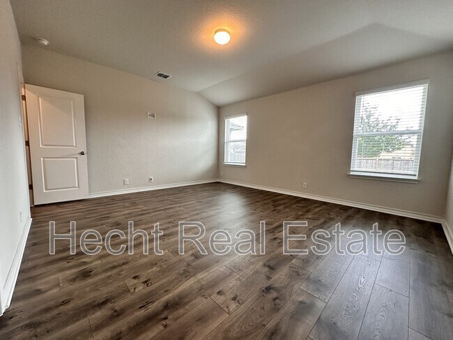 Building Photo - 9923 Moon Shine