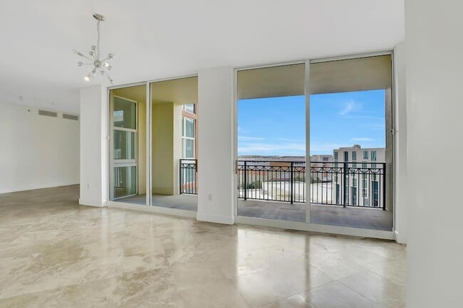 Photo - 550 Okeechobee Blvd Apartment