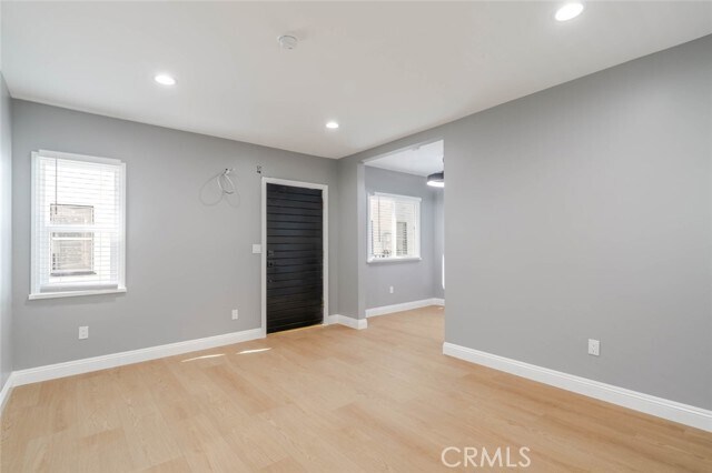 Foto del edificio - 1051 Western Ave