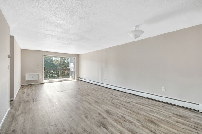 Interior Photo - Eastwood Terrace