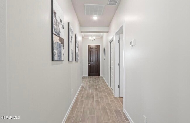 Foto del edificio - 253 Adamtowne Dr