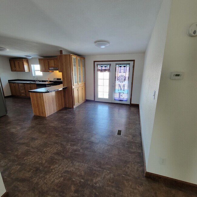 Foto del edificio - 17046 Co Rd 85