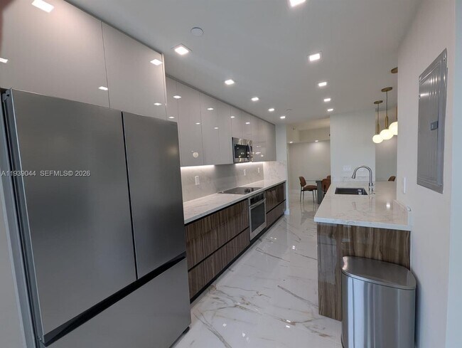 Foto del edificio - 19707 Turnberry Way