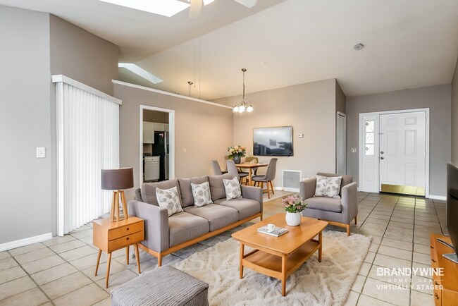 Foto del edificio - 6813 Westborough Ln