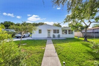 Building Photo - 6700 SW 62nd Ct