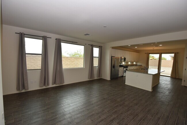 Building Photo - 6658 E Via Pampas Morenas