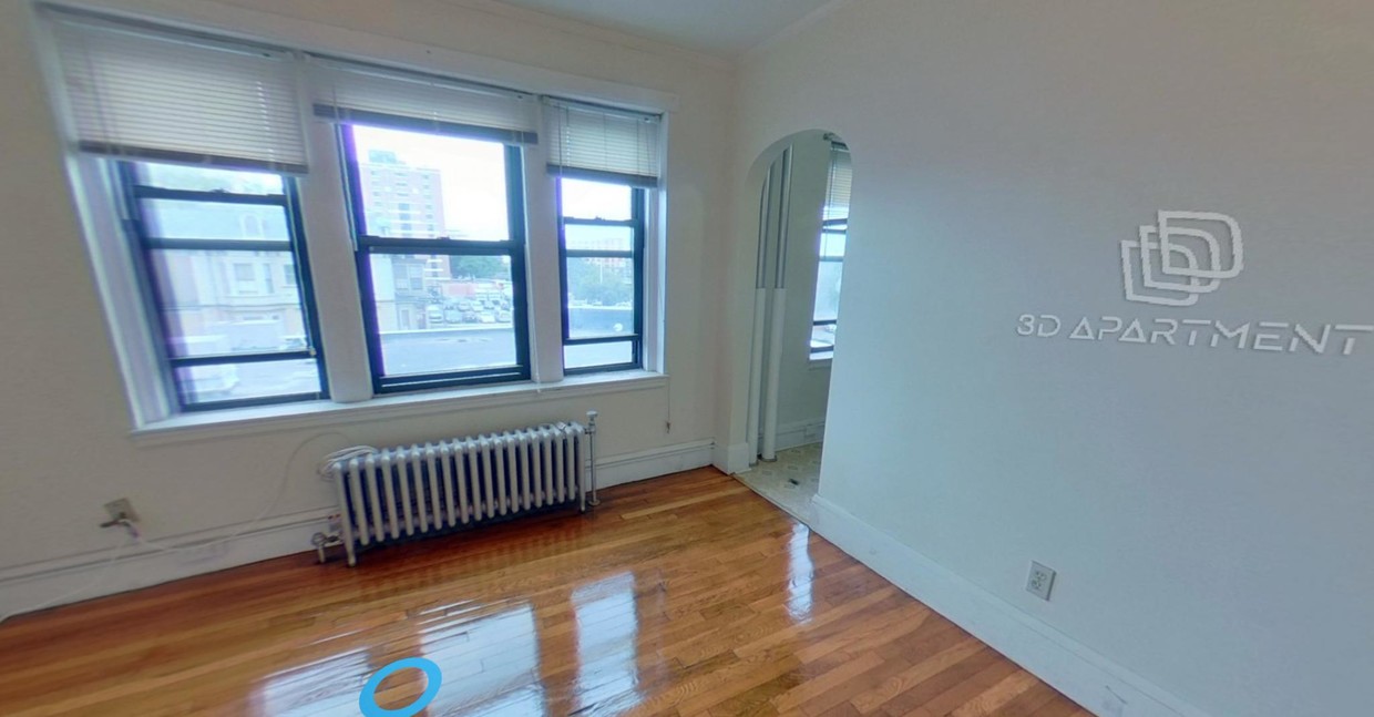 Primary Photo - 349 Pleasant St
