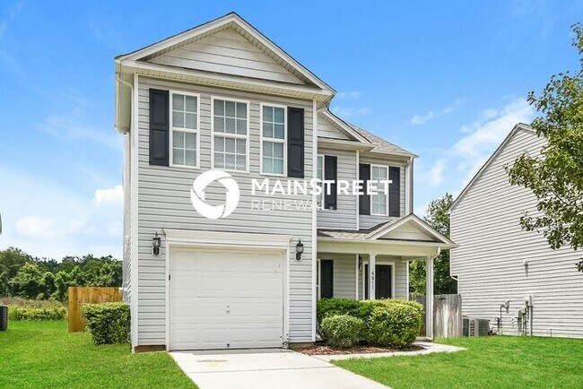 Foto del edificio - 3 Bedroom Pet-Friendly Home in Browns Summit, NC with Main Street Renewal