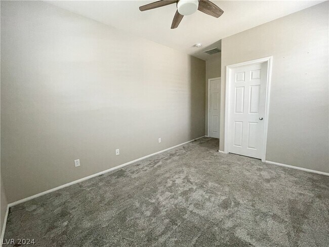 Building Photo - 5761 Casa Branca St