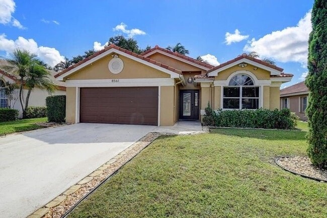 Building Photo - 8561 Tourmaline Blvd