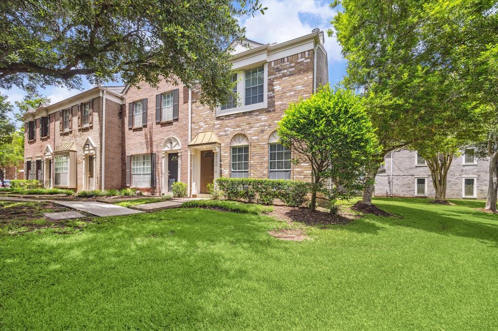 Foto principal - 2930 Grants Lake Blvd