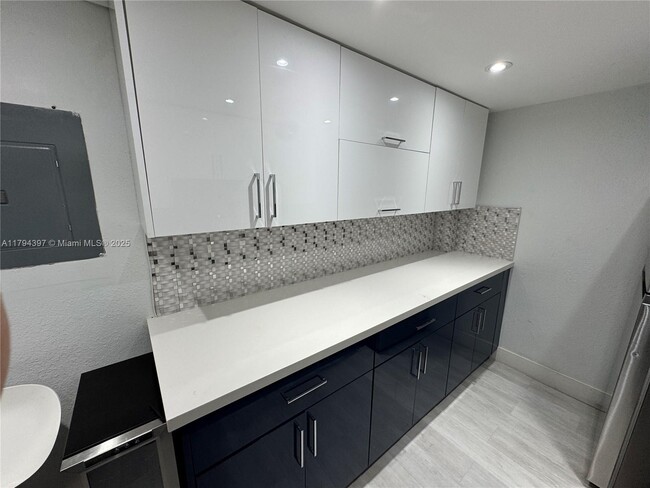Foto del edificio - 1251 NE 108th St