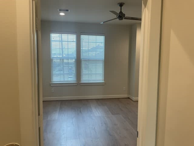 Foto del edificio - 719 Wilshire Brook Ln