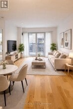 Building Photo - 21 Carlton St.