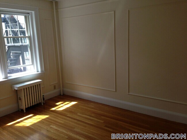 Building Photo - 100 Kilsyth Rd