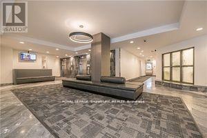 Photo du bâtiment - 350-1350 Webb Dr