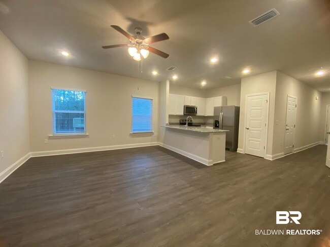 Building Photo - 6677 Spaniel Dr