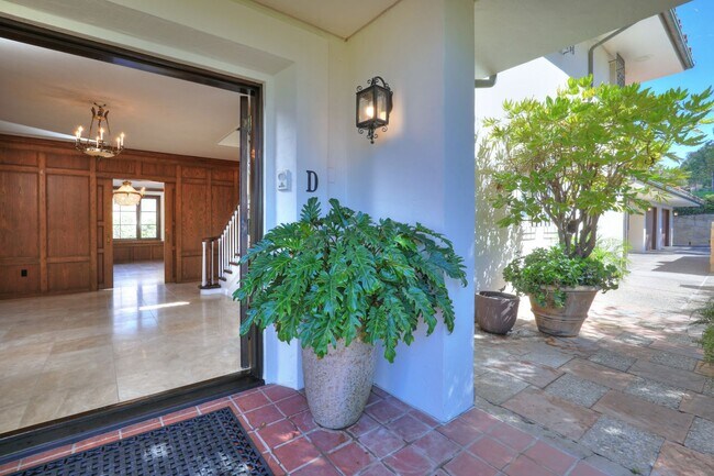 Foto del edificio - Breathtaking Private Estate