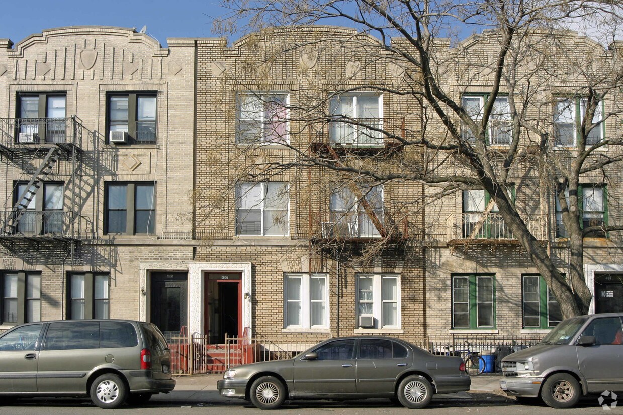 Foto principal - 407 Cortelyou Rd