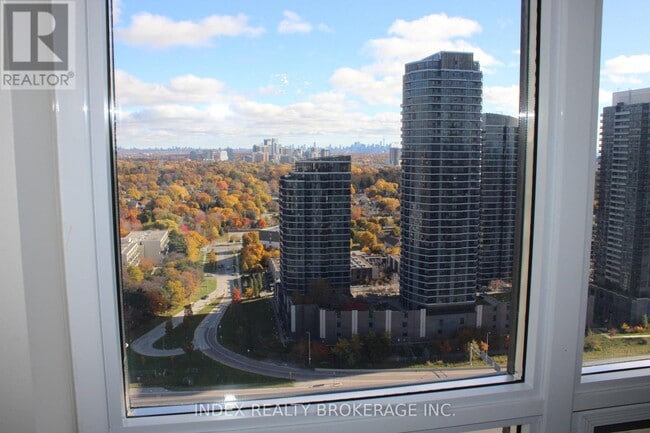 Photo du bâtiment - 6 Eva Rd