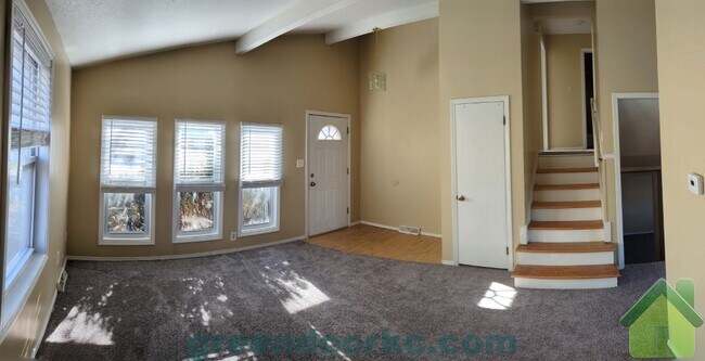 Building Photo - 1602 E Cedar Pl