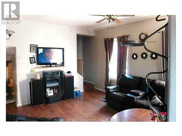 Photo du bâtiment - 45 Gowan St